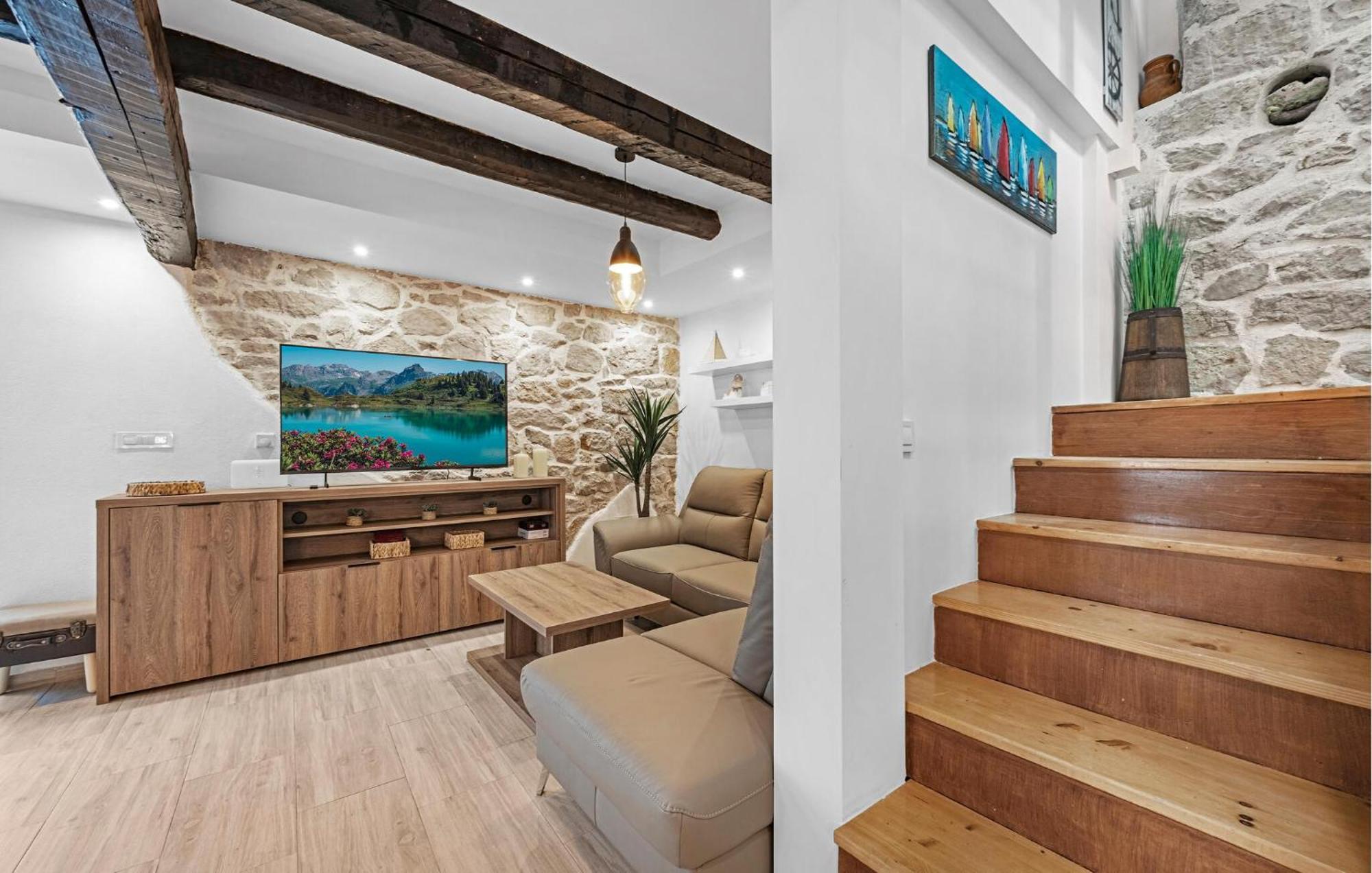 4 Bedroom Stunning Home In Murter Exterior photo